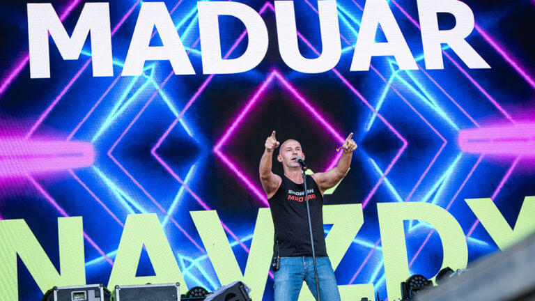 MADUAR oslávil 40 rokov na Big Summer Feste premiérou nového megamixu a skladby Navždy.