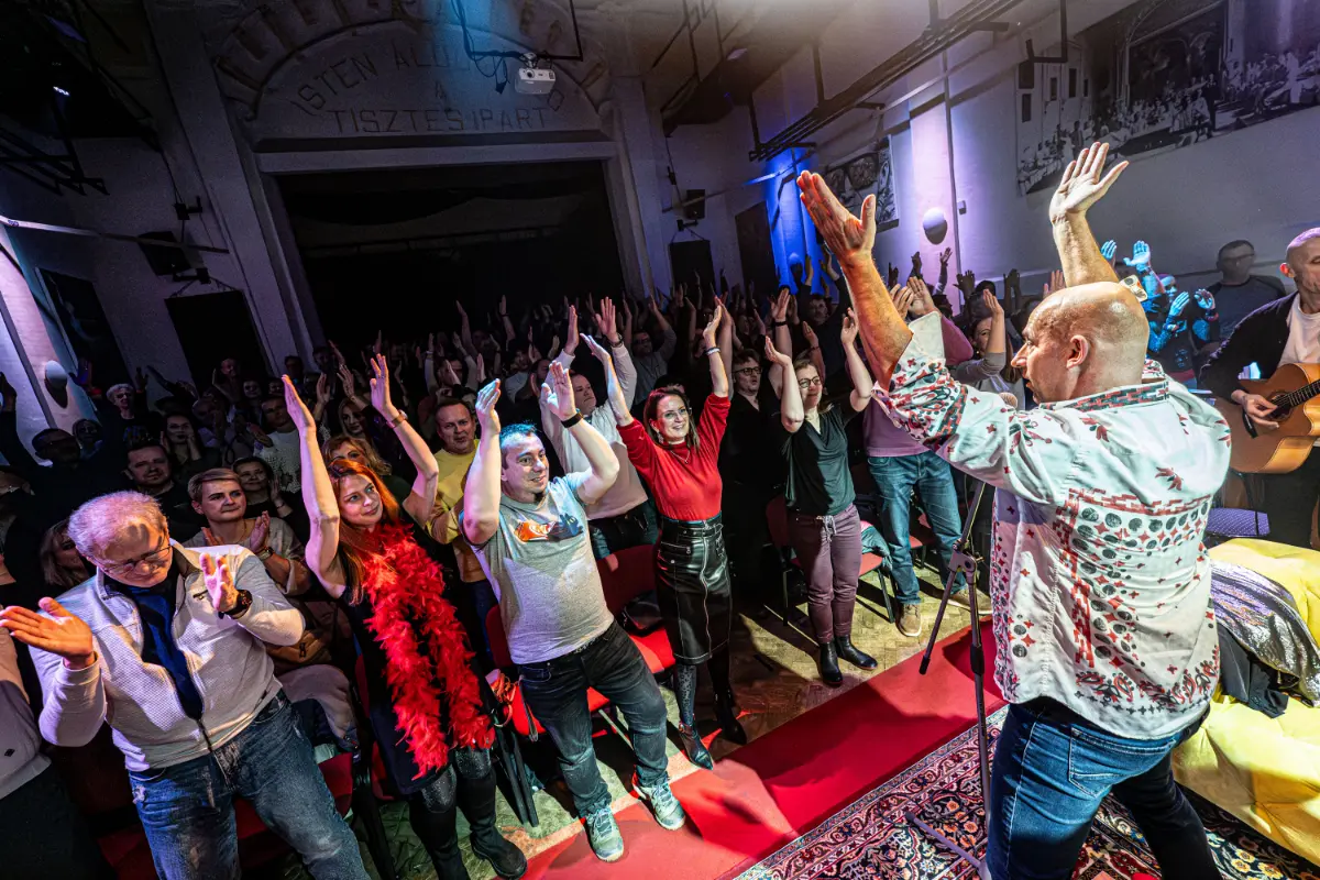 CEKYxMADUARbyMATYINKO11