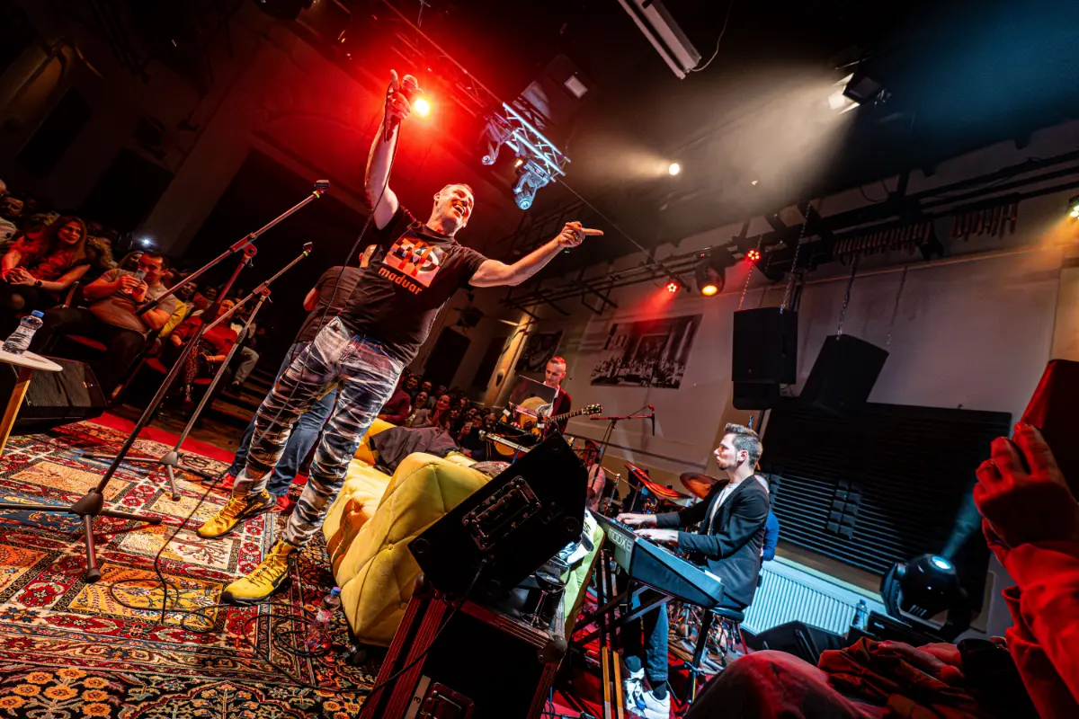 CEKYxMADUARbyMATYINKO4